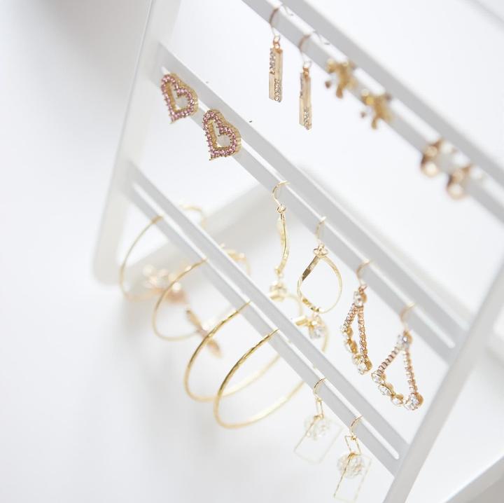 Actual product image Yamazaki TOWER earring stand