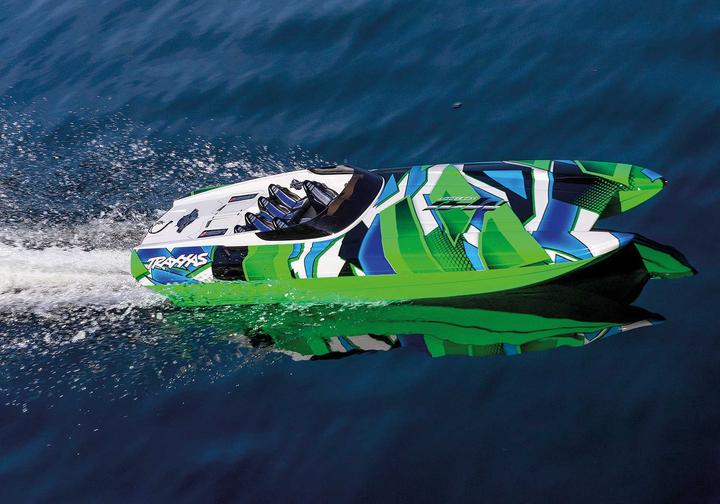 Actual product image Traxxas DCB M41 40 Inch Catamaran Brushless Green/Blue