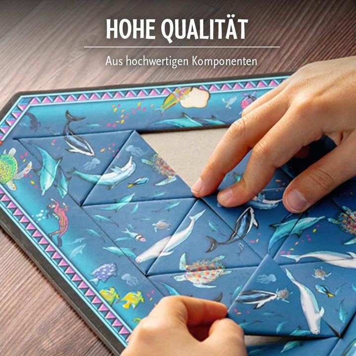 Actual product image Thinkfun Triazzle Dolphins EN (16 pieces)