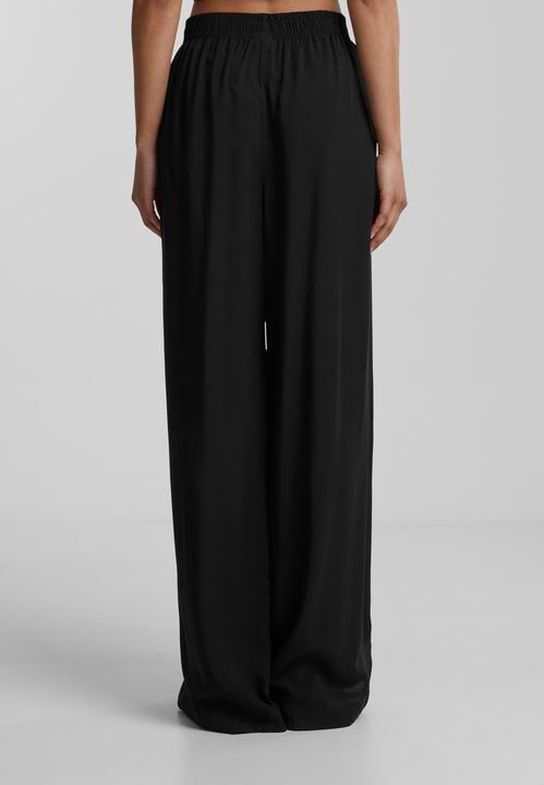 Produktbild Urban Classics Ladies Wide Leg Viscose Pants - 70747 (4XL)