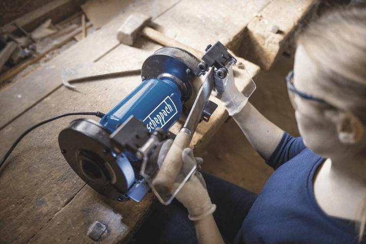 Actual product image Scheppach SM150LB Ponceuse double avec brosse - 230-240V 50Hz 400W - 150mm (Bench grinder, 400 W)