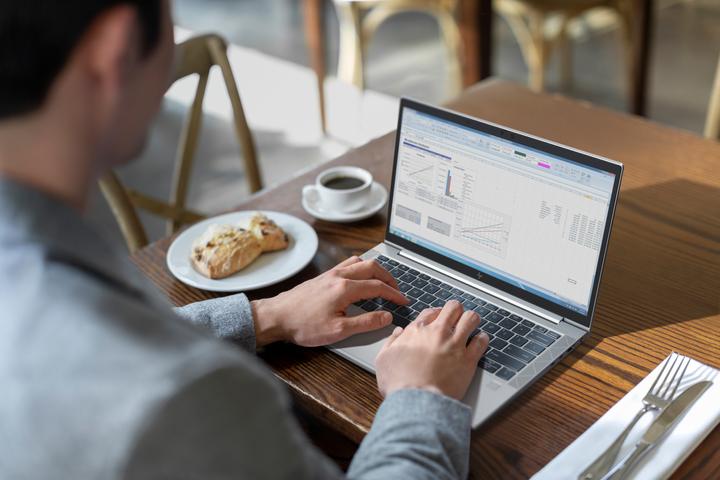 Produktbild HP EliteBook 835 G7 (13.30", AMD Ryzen 7 PRO 4750U, 16 GB, 512 GB, CH)