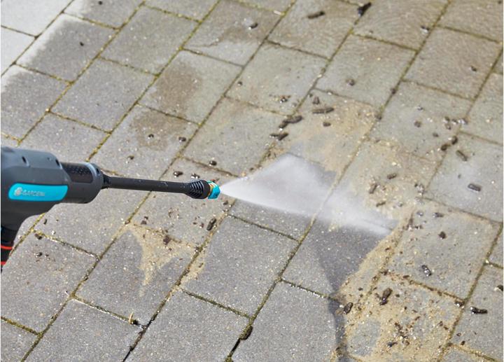 Actual product image Gardena AquaClean (Rechargeable battery operated)
