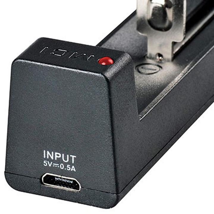 Actual product image AccuCell 18650 Li-ion Akku und 1-Schacht USB-Schnellladegerät mit bis zu 1Ah Ladestrom (1 pcs., 18650, 1000 mAh, Battery + charger)