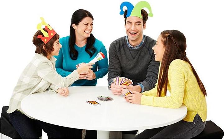 Produktbild Mattel Games UNO Royal (Deutsch, Französisch, Italienisch, Englisch)