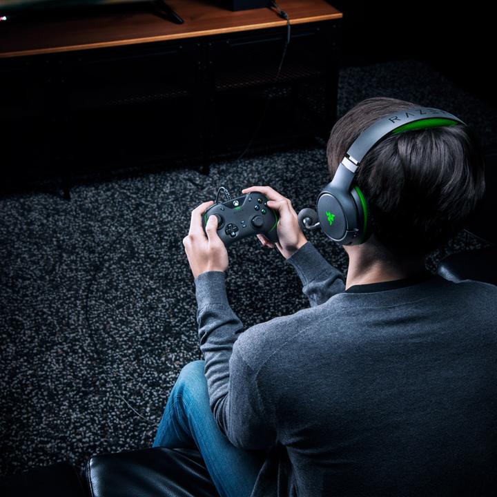 Immagine prodotto Razer Wolverine V2 (PC, Xbox One X, Xbox Series X, Xbox One S, Xbox Serie S)