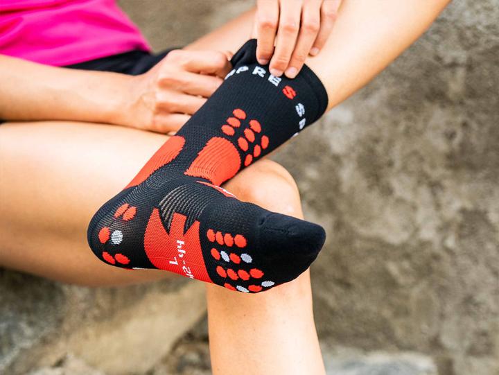 Immagine prodotto Compressport Calzini da trekking (41)