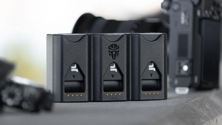 Produktbild Jupio Pr1me Tri-Charge Sony NP-FZ100 (Kamera Akku Ladegerät)