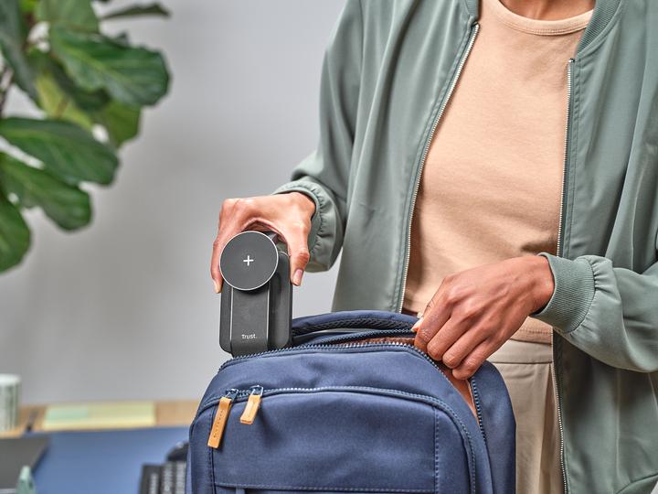 Image du produit Trust VIRO 3-IN-1 MAGNETIC CHARGE (15 W)