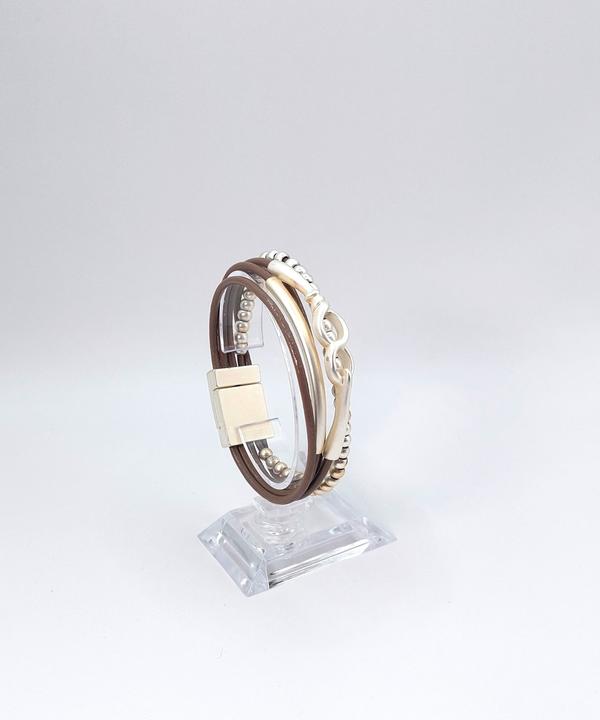 Immagine prodotto Signé Bracciale in pelle Signè con chiusura magnetica ed elementi rodiati argentati No.12 (Metallo, Ottone, Senza piombo, Senza cadmio, Senza nichel)