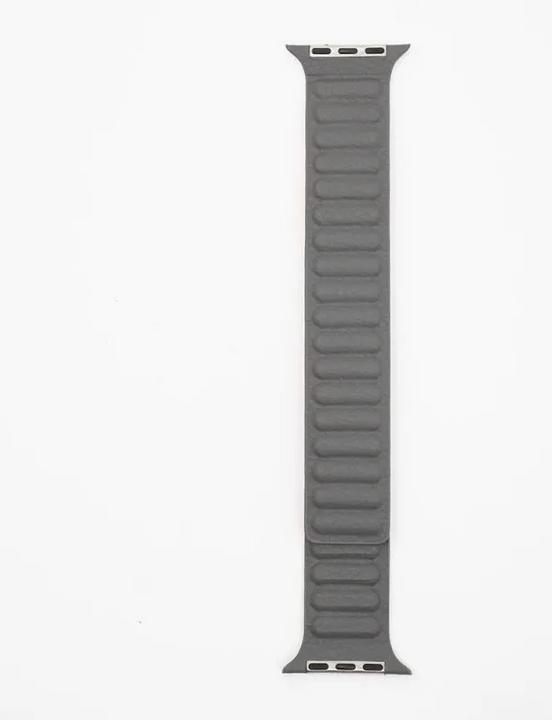 Actual product image Atra Apple Watch Magnetic Bracelet (39 mm, 38 mm, 41 mm, 40 mm)