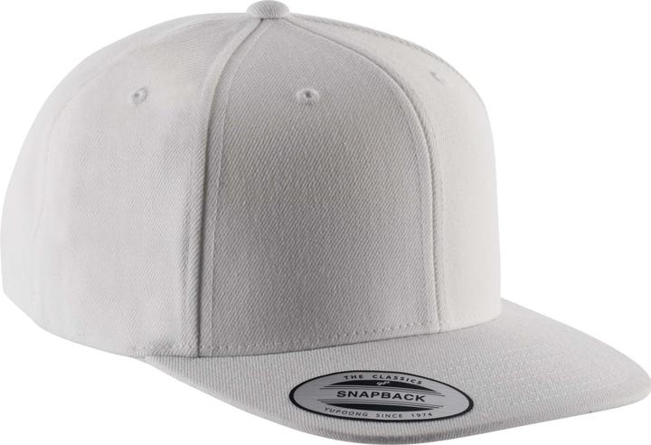 Cair Grey, Black