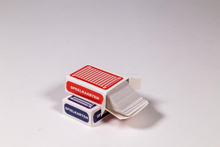 Produktbild Clown games Mini Spielkarten Set 2 (Deutsch, Französisch, Italienisch, Englisch, Niederländisch, Spanisch)