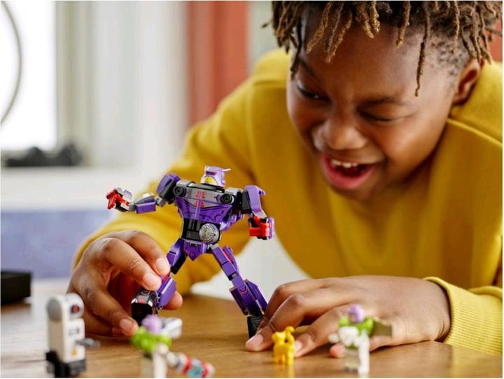 Actual product image LEGO Duel with Zurg (76831, LEGO Disney)