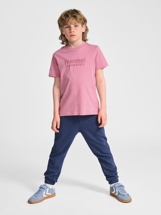 Actual product image hummel hmlJR BASE T-SHIRT S/S (24, 25, 26, 27, 28)