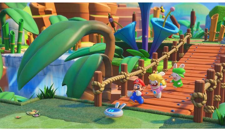 Produktbild Ubisoft Bundle Mario Rabbids Kingdom Battle (Gold) + Wireless Pro Pad X (Switch)