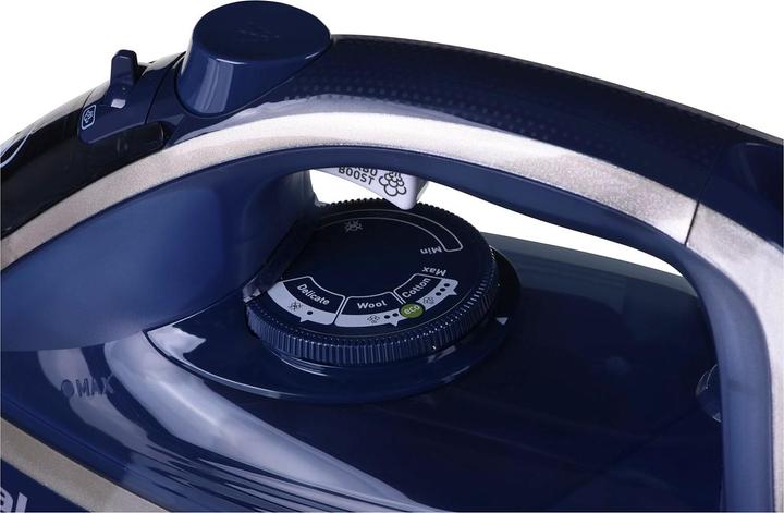 Actual product image Tefal Steam iron (2800 W, 250 g/min)