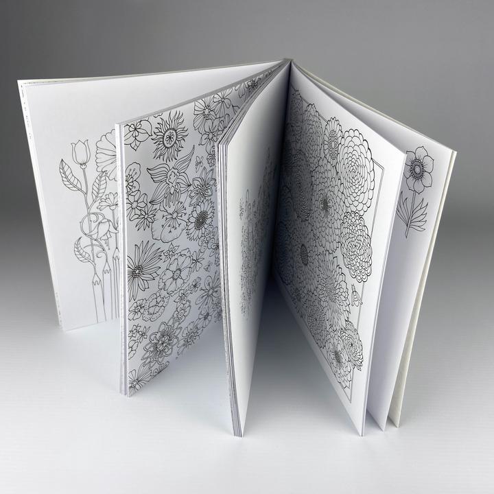 Productafbeelding Een paradijs vol bloemen: kleurboek voor volwassenen