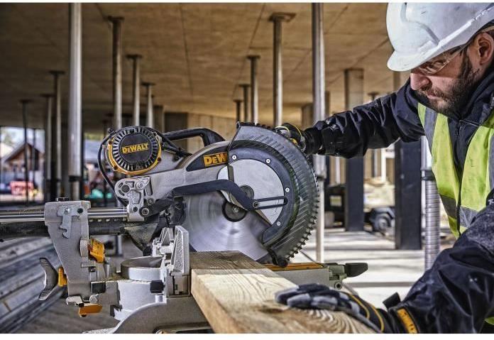 Produktbild DeWalt DWS780-QS Paneelsäge
