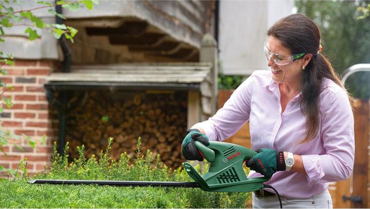Produktbild Bosch Home & Garden Heckenschere EasyHedgeCut 55 (Elektroheckenschere)