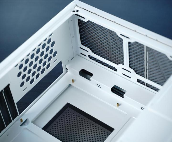 Actual product image Jonsbo D40 ATX Enclosure, Tempered Glass (ATX)