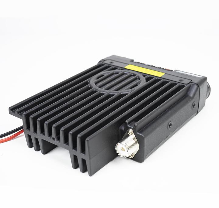 Actual product image Dynascan UHF radio PNI M-6D-U, 440-470 MHz, 12 V power supply, CTCSS/DCS tones, TOT, scan