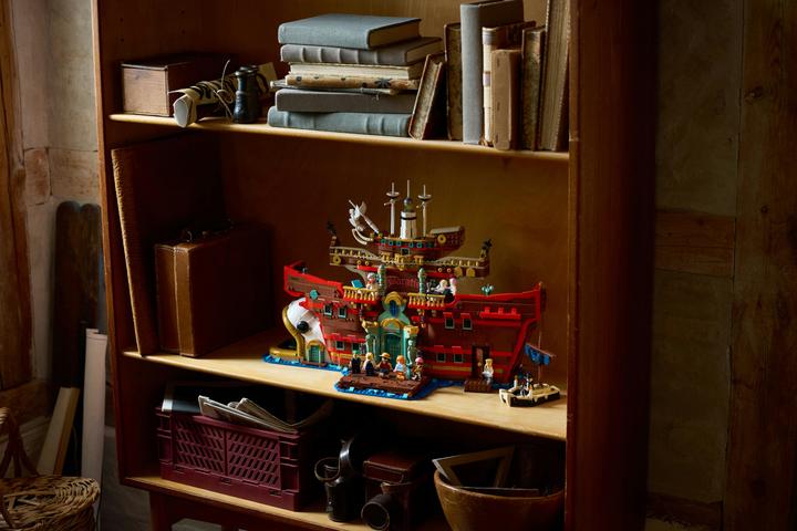 Actual product image LEGO 75640 Confidential (75640)