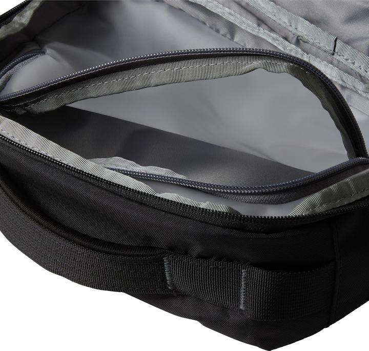 Actual product image North Face Base Camp Voyager (4 l)