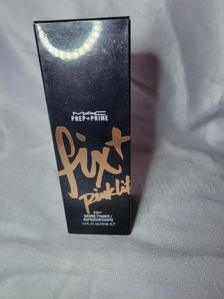Actual product image MAC Cosmetics Fix + Stay Over