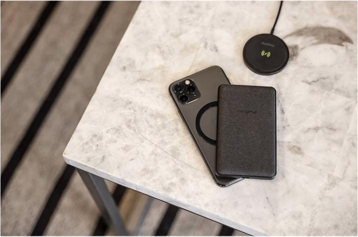 Actual product image mophie Snap+ Juice Pack Mini (5000 mAh, 12 W)