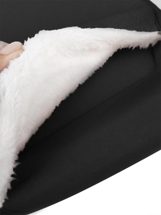 Actual product image Normani Hot water bottle belt with 2 hot water bottles Newtok - 9575 (0.75 l)