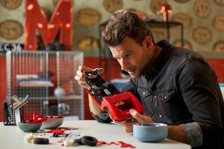 Produktbild LEGO Icons Corvette (10321, LEGO Icons)