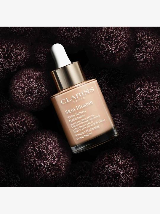 Actual product image Clarins Skin Illusion SPF15 (105 Nude)