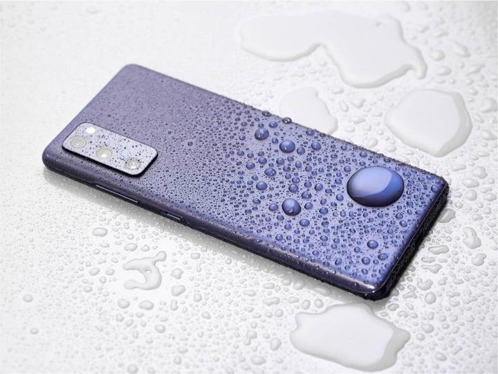 Actual product image Samsung Galaxy S20 FE 5G EU (128 GB, Cloud Navy, 6.50", Hybrid Dual SIM, 12 Mpx, 5G)