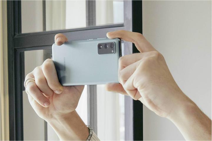 Image du produit Samsung Galaxy S20 FE 5G UE (128 Go, Cloud Mint, 6.50", Double SIM, 12 Mpx, 5G)