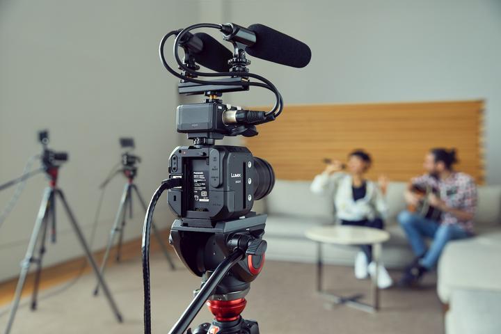 Actual product image Panasonic Lumix BGH1E (10.28 Mpx, 60p)