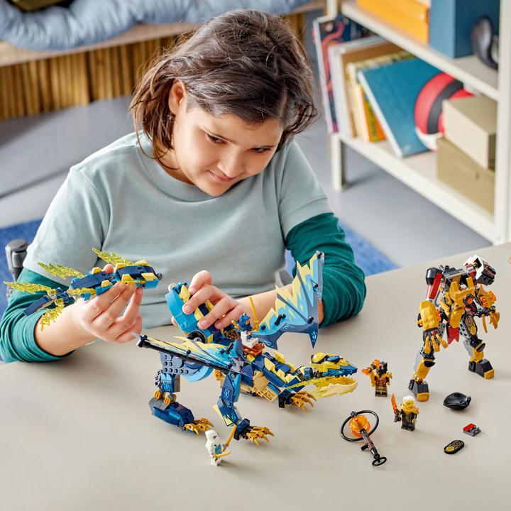 Actual product image LEGO Imperial Mech Duel against the Elemental Dragon (71796, LEGO Ninjago)
