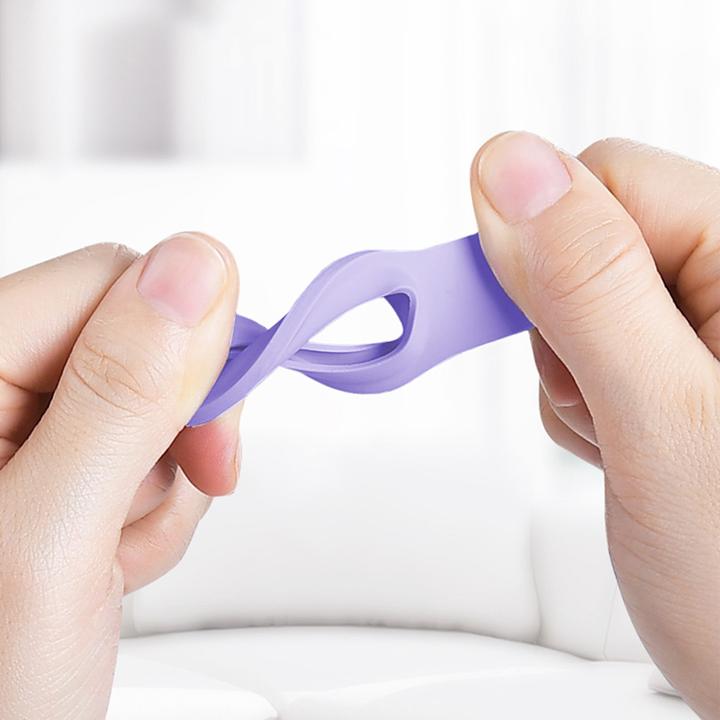 Produktbild Crong Silicone Case with Key Ring – Brelok do Apple AirTag (fioletowy)