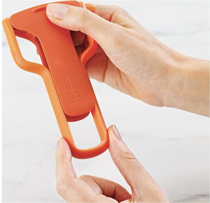 Image du produit Joseph Joseph Éplucheur à julienne SafeStore avec protège-lame