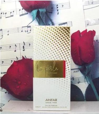 Immagine prodotto There The Pearl Per Donna Edp Spray (Eau de parfum)