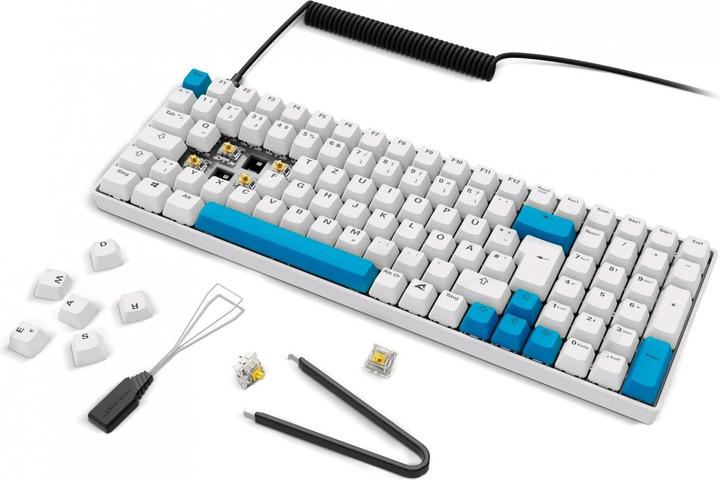 Actual product image Sharkoon SKILLER SGK50 S2 PBT (white, DE layout, Gateron G Pro 3.0 Yellow) (DE, Cable, Wireless)