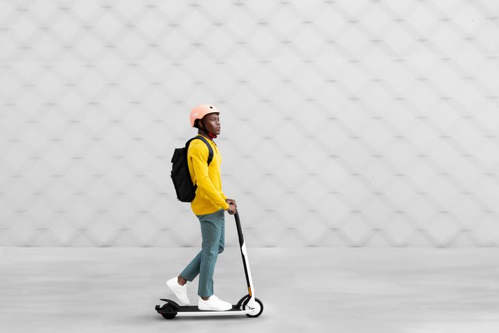 Immagine prodotto Segway-Ninebot KickScooter Air T15E (20 km/h, 12 km, 250 W)