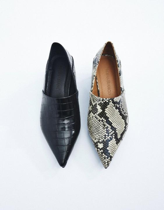 Actual product image Bianco BIAROWE Mules (38)