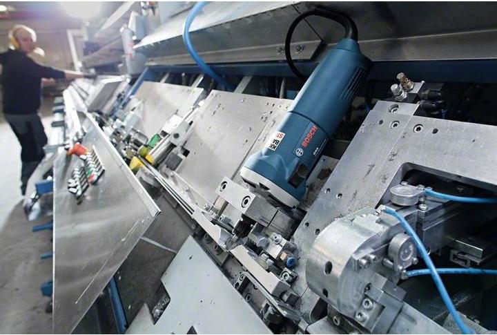 Produktbild Bosch Professional Geradschleifer GGS 28 CE (Geradschleifer, 380 W)