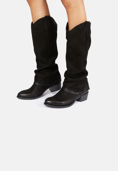 Produktbild Felmini Dresa C833, der mittelhohe Stiefel, besticht durch eine Mischung aus Raffinesse und Einzigar (40)