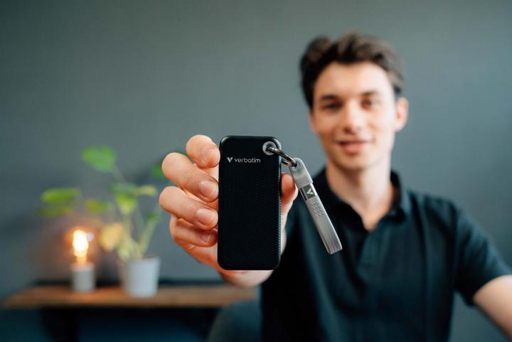 Actual product image Verbatim Pocket SSD (1000 GB)