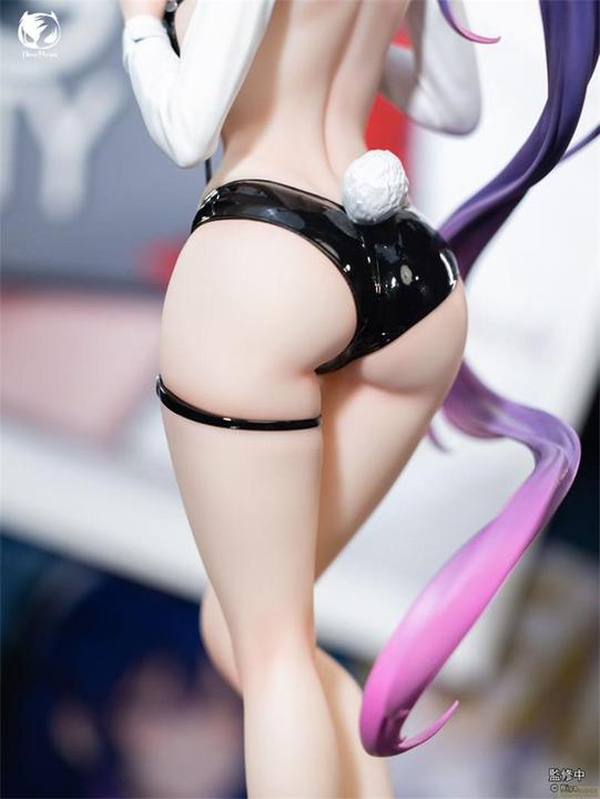 Actual product image BearPanda Original Character statuette PVC 1/4 Yuna Bunny Girl Ver. illustration by Biya 45 cm