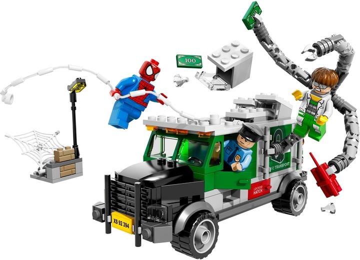 Actual product image LEGO Super Heroes Doc Ock Raid the Truck (76015, LEGO Marvel)