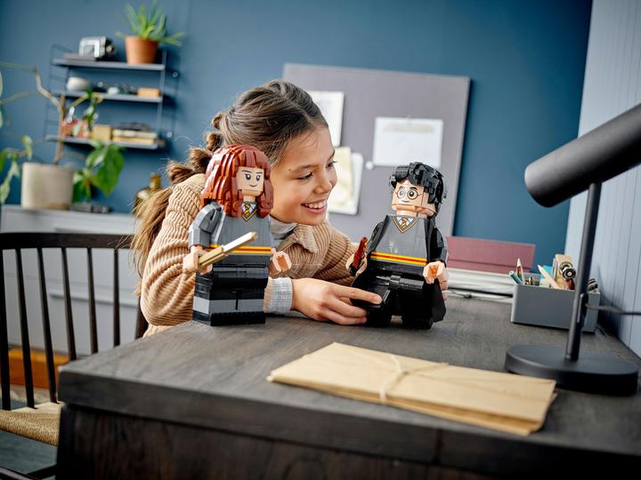 Image du produit LEGO Harry Potter & Hermine Granger (76393, LEGO Harry Potter, LEGO difficiles à trouver)