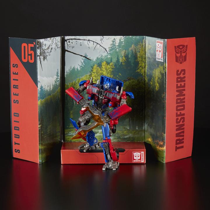 Productafbeelding Hasbro Transformers Studio Voyager